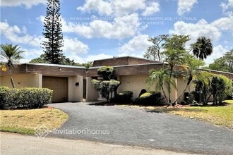 Building Photo - 4903 Banyan Ln
