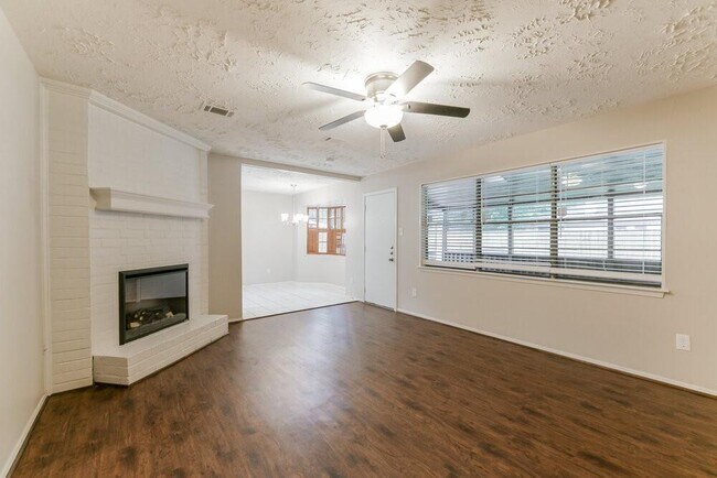 Foto del edificio - 139 W White Willow Cir