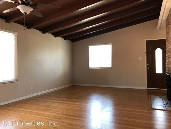 Building Photo - 3 br, 2 bath House - 24765 Calaroga Avenue