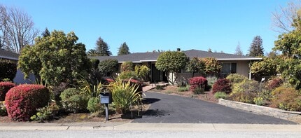 Building Photo - 25 Genevra Rd