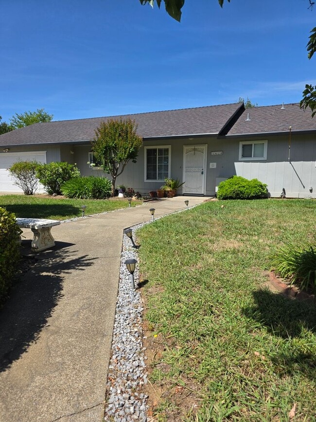 Building Photo - 1424 Calexico Dr