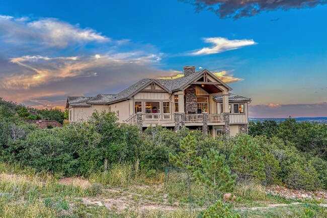 Building Photo - 3305 Mesa Top Dr