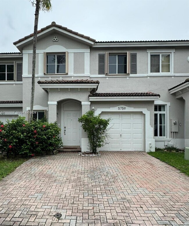 Building Photo - 5759 NW 113th Ct