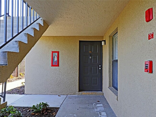 Building Photo - 5309 Summerlin Rd