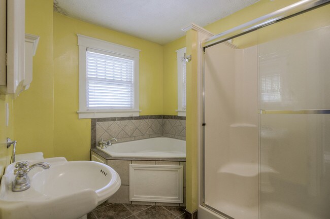 Foto del edificio - Can't Beat the Location