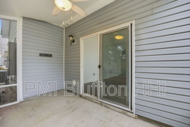 Building Photo - 355 Dante Cir