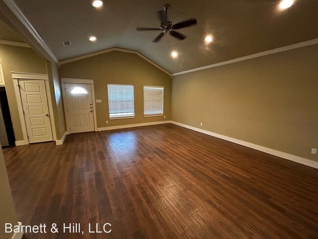 Building Photo - 3 br, 3 bath House - 1302 Cabernet
