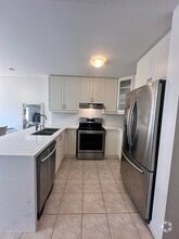 Building Photo - 33 Donomore Dr
