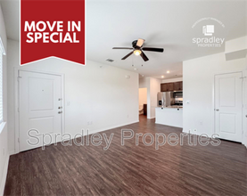 Building Photo - 1124 W Ave O