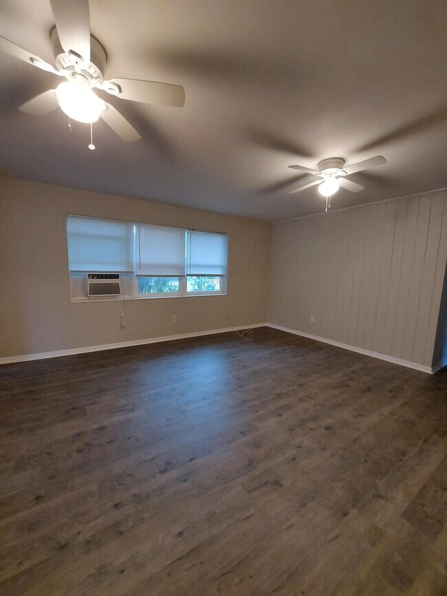 2247 Stella St, Fort Myers, FL 33901 House Rental in Fort Myers, FL