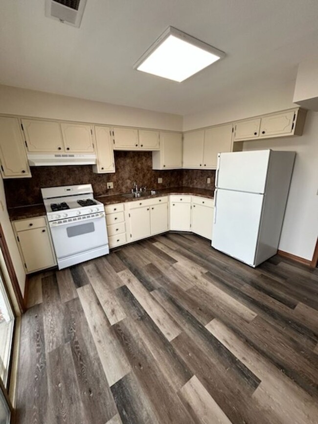 Foto del edificio - Beautiful 2 Bedroom Apartment in the heart...