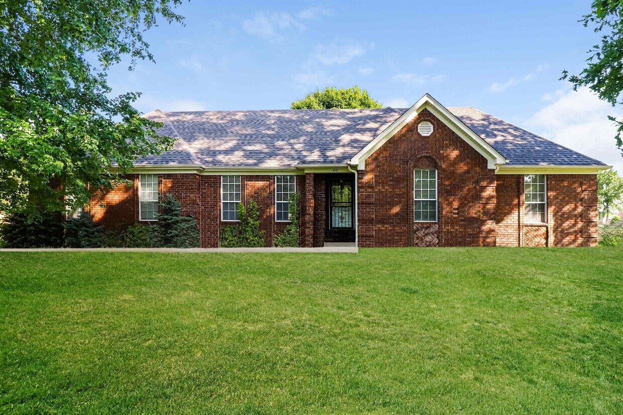 Foto principal - 498 W Tipton Lake Cir