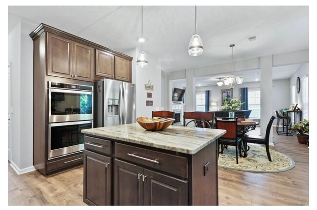 Kitchen - 7 Warblers Way