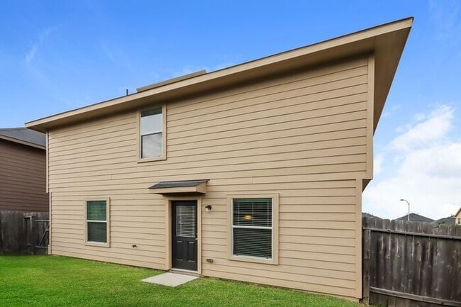 Building Photo - 2406 Thorney Ct
