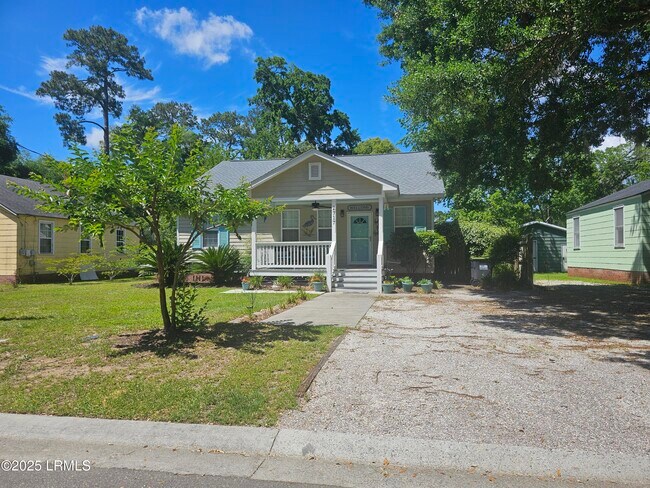 Foto del edificio - 2717 Oaklawn Ave