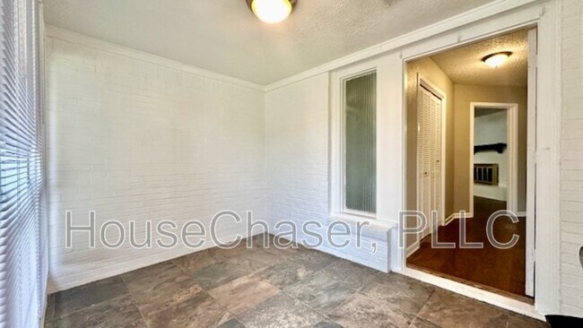 Building Photo - 3516 47th St