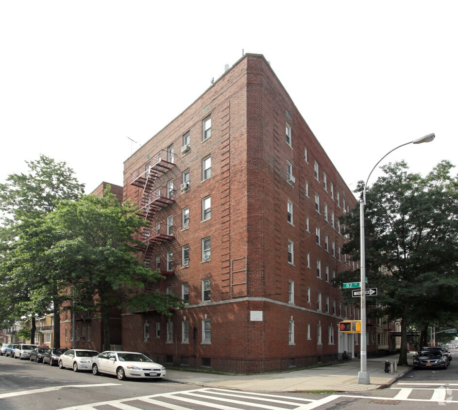 Building Photo - 8201 4th Ave