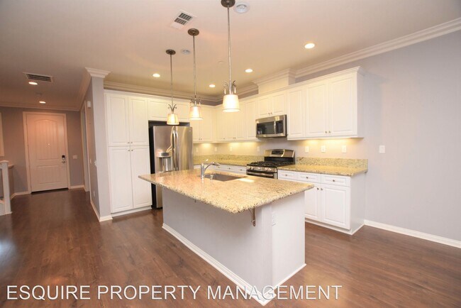 Building Photo - 3 br, 3 bath House - 3161 LONDON LANE
