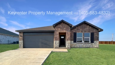Building Photo - 1308 Sunstone St