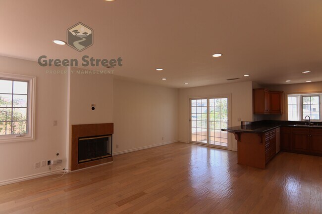 Foto del edificio - 4085 Honeycutt St