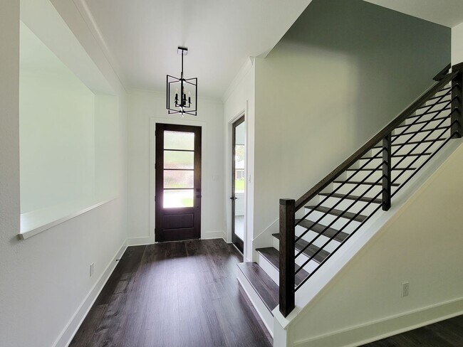 Building Photo - BEAUTIFUL NEW 4 BEDROOM 3.5 BATH W/ STUDY....