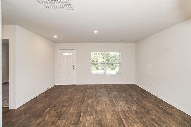 Foto del edificio - 1216 Gardner St