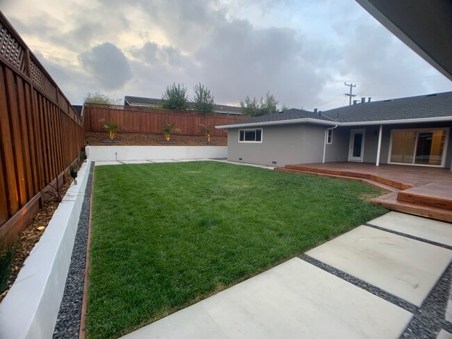 Back Yard - 2330 Harborview Dr