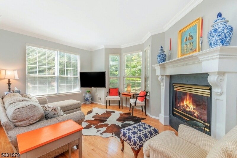 Primary Photo - 44 Witherspoon Ct