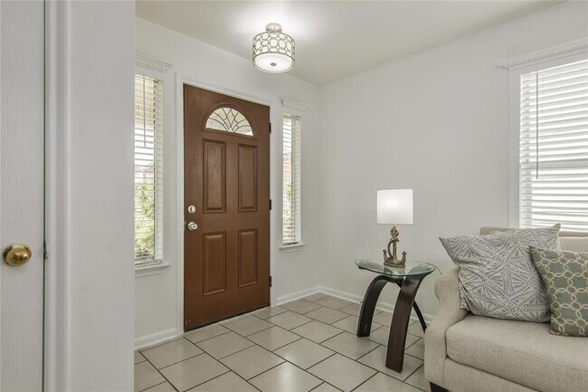 Building Photo - 11822 Tierra Palms Ct