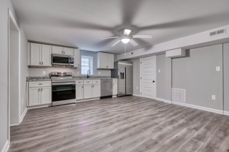 Foto principal - 6722 Brentwood Ave