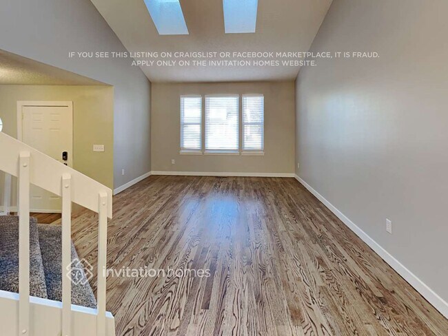 Foto del edificio - 3997 Topsail Dr