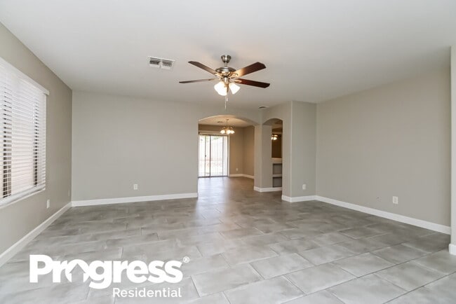 Building Photo - 10846 E Dragoon Ave