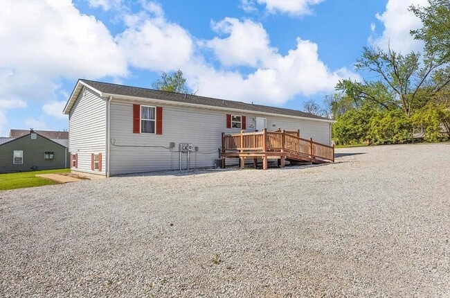 Building Photo - 640 Kuhne Heights