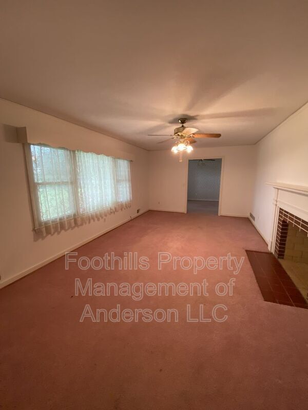 Building Photo - 3824 Dobbins Bridge Rd