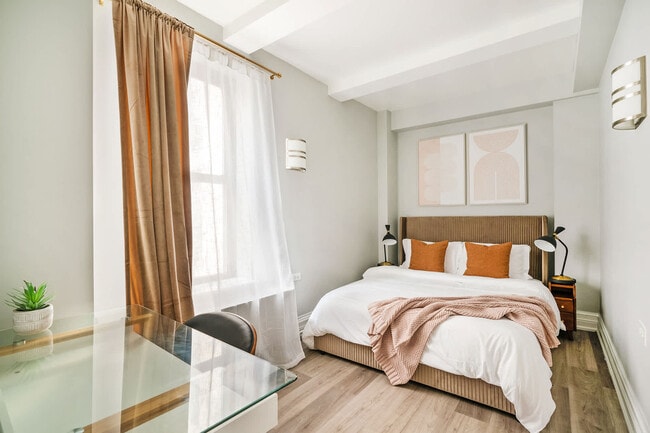 Foto del edificio - 234 W 73rd St