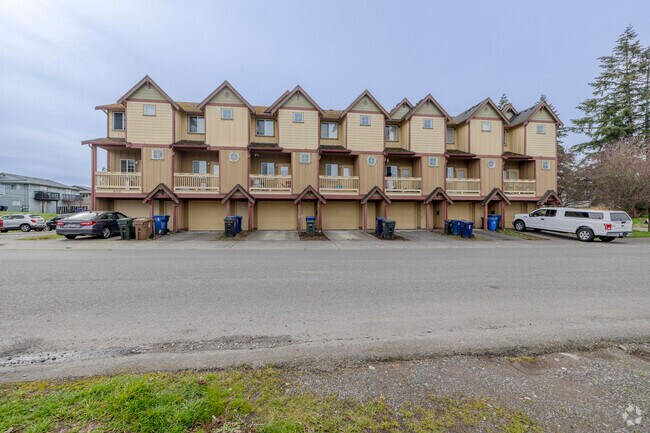 Building Photo - 3110 S 43rd St