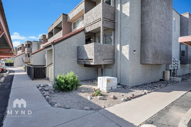 Building Photo - 1645 W Baseline Rd