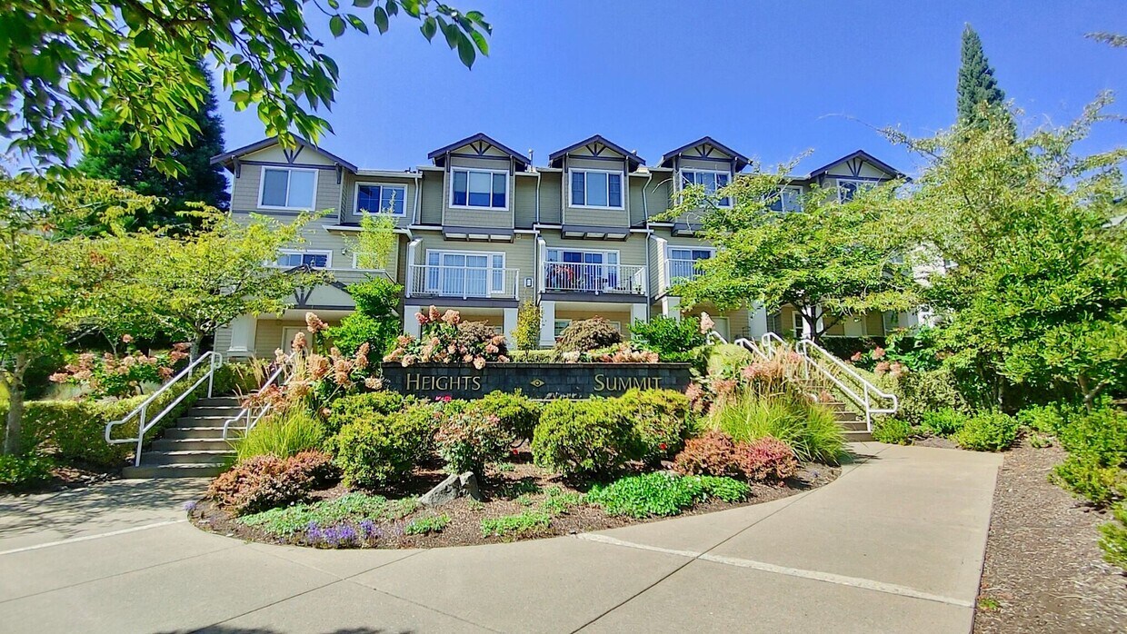 Primary Photo - **PRICE REDUCTION** Darling 2 Bedroom Cond...