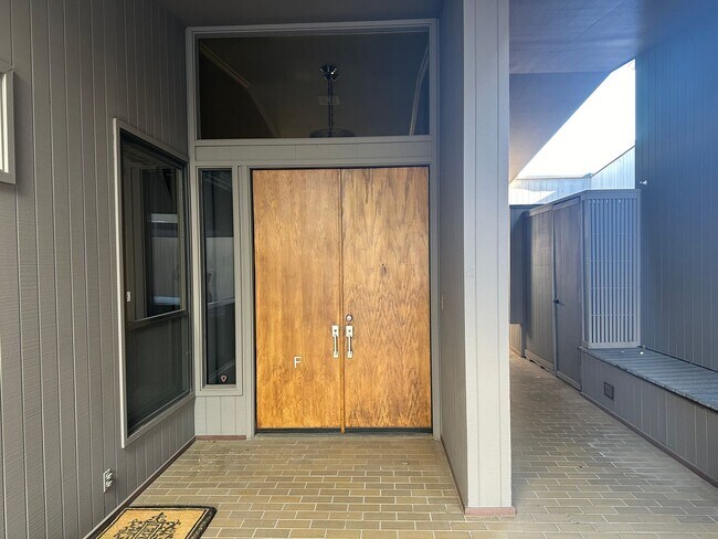 Foto del edificio - 2 bed 2 bath Condo with Garage