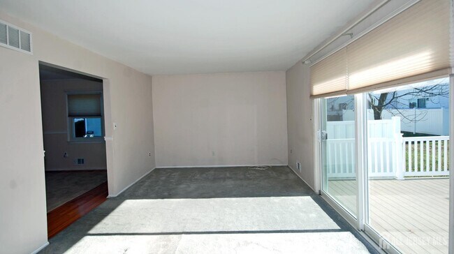 Foto del edificio - 7 Gardenia Ct