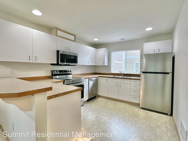 Building Photo - 3 br, 2 bath House - 6624 S Corson Ave #A