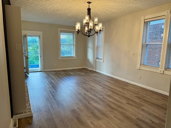 Building Photo - 216 W Dauphin St