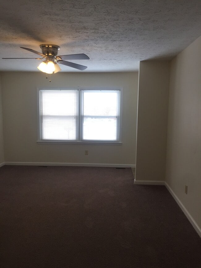 living room - 24 White Cir