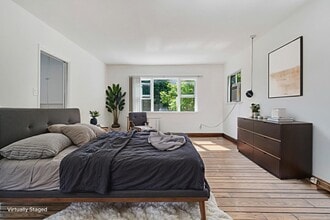 Building Photo - La Peer Apartments