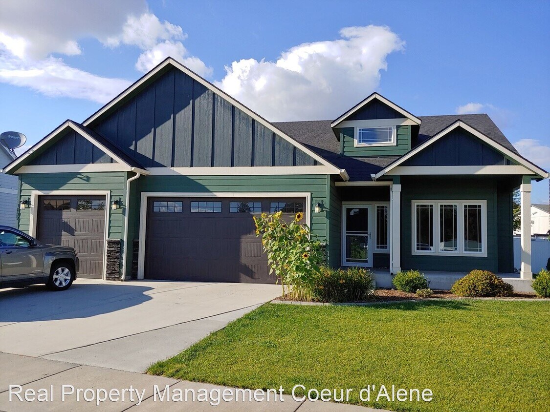 Foto principal - 3 br, 2 bath House - 1809 W Boyles Ave.