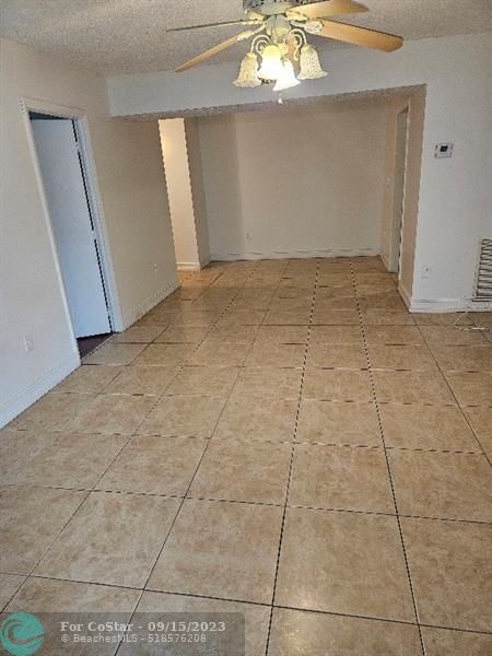 Foto del edificio - 4158 Inverrary Dr