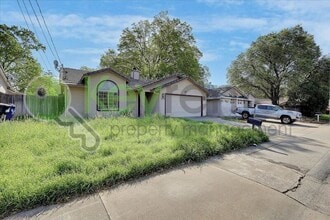 Building Photo - 2624 Walnut Ave