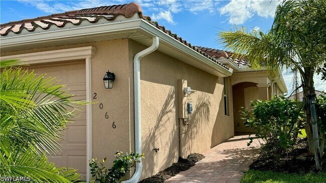 Foto del edificio - 2066 Tamarron Ln