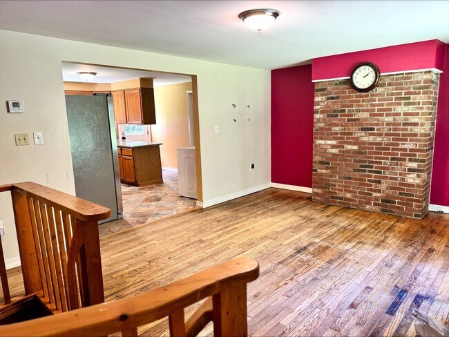 Foto del edificio - 11 Beebe Ln