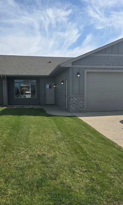 Lawn in Front, Small Patio next to front door, 2 Car Garage. - 3511 E Bison Trl